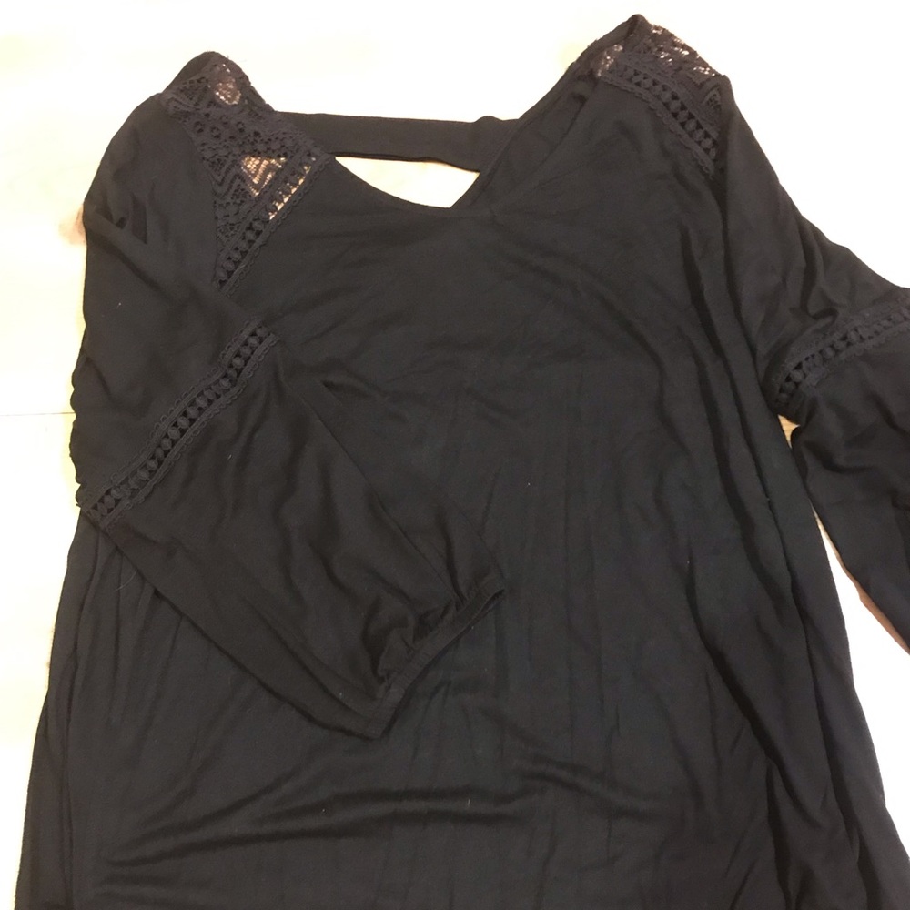 *CLOSET CLOSING* Black Tunic